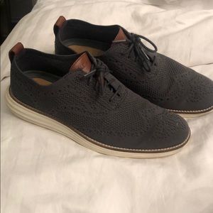 Cole Haan men’s 7 grey/brown Oxford shoes